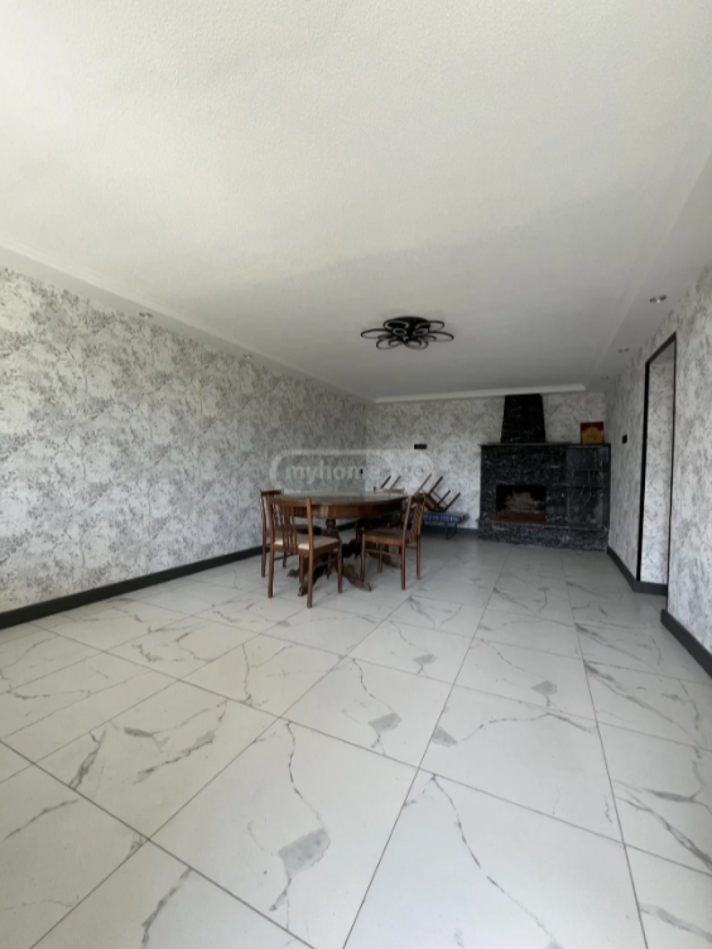 იყიდება 5 ოთახიანი აგარაკი მცხეთის მუნიციპალიტეტში